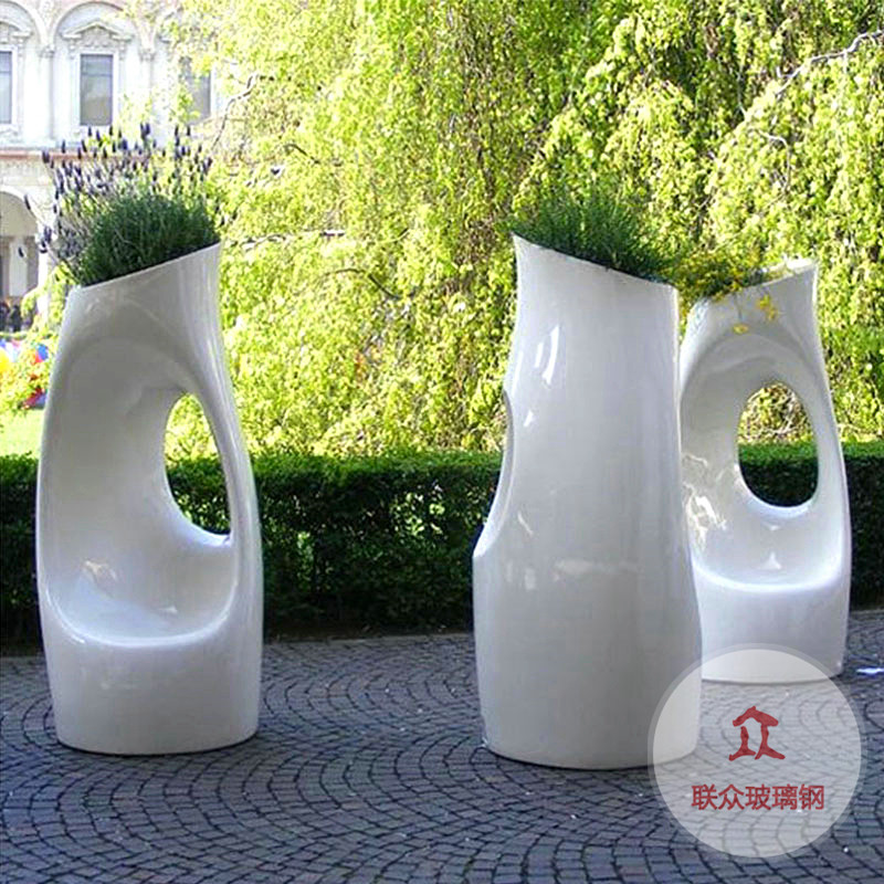 創(chuàng)意玻璃鋼花盆供應戶外簡約商場菱形花缽歐式組合庭院落地大花壇