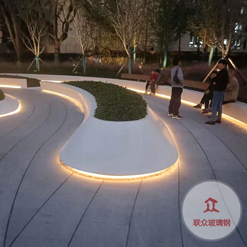 玻璃鋼休閑座椅樹(shù)池花盆防腐木坐凳創(chuàng)意戶外公共休息商場(chǎng)景觀長(zhǎng)椅